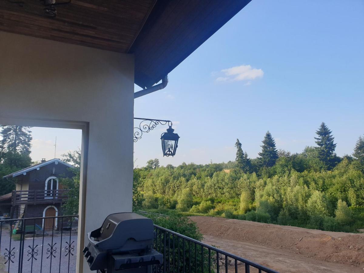 White Wood Villa Darney Exterior foto