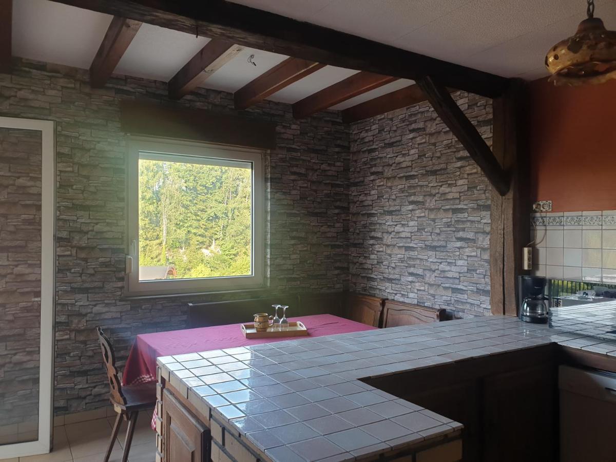White Wood Villa Darney Exterior foto